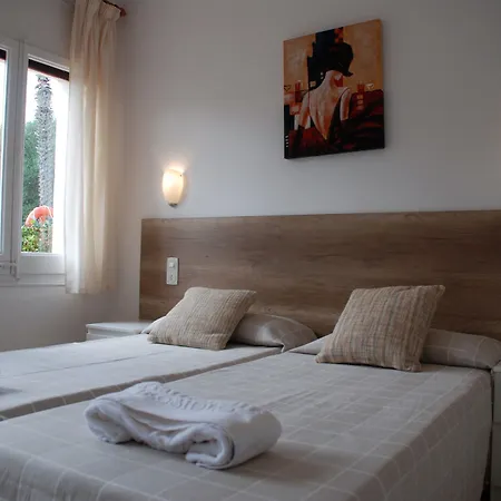 Margarita Sabina Pinell Apartment