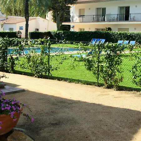 Margarita Sabina Pinell * بلاتجا ذارو