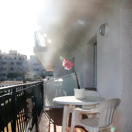 Margarita Sabina Pinell *