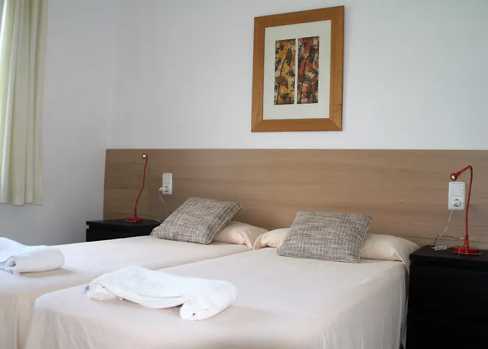 Margarita Sabina Pinell *