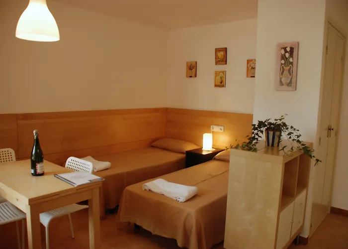 Margarita Sabina Pinell *