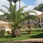 Margarita Sabina Pinell Apartamento *